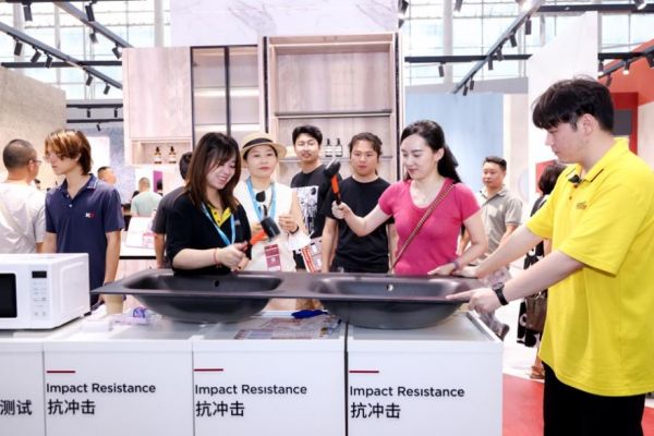 Lamett樂邁石晶發(fā)布2025新品中國全屋整裝迎來“石晶時代”(圖3)